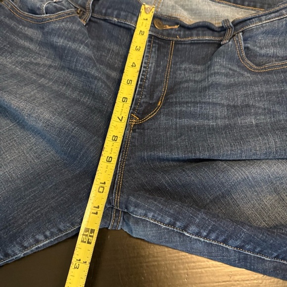 Old Navy Curvy profile denim Pants - Picture 6 of 7